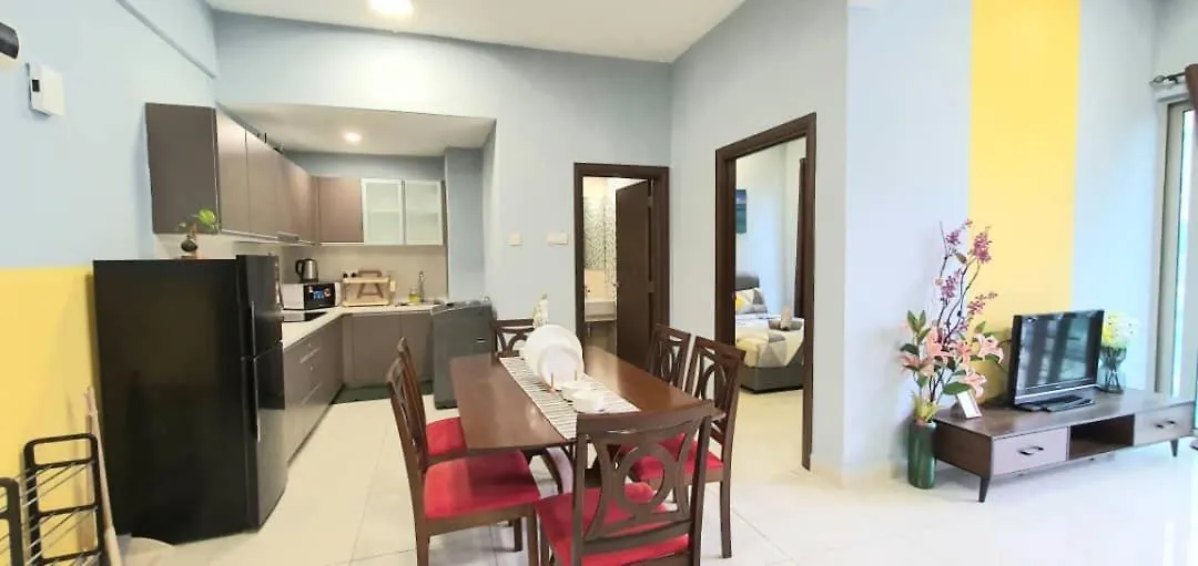 Apartment Regalia Suites With Infinity Pool Klcc By Staycation Homes Kuala Lumpur Malaysia