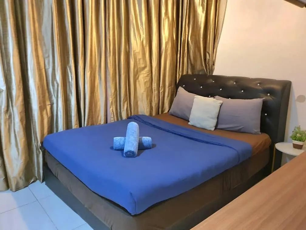 Regalia Suites With Infinity Pool Klcc By Staycation Homes Kuala Lumpur